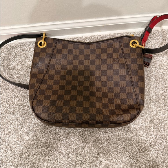 Louis Vuitton
Damier Ebene South Bank Besace Crossbody/Shoulder Bag - Picture 4 of 16